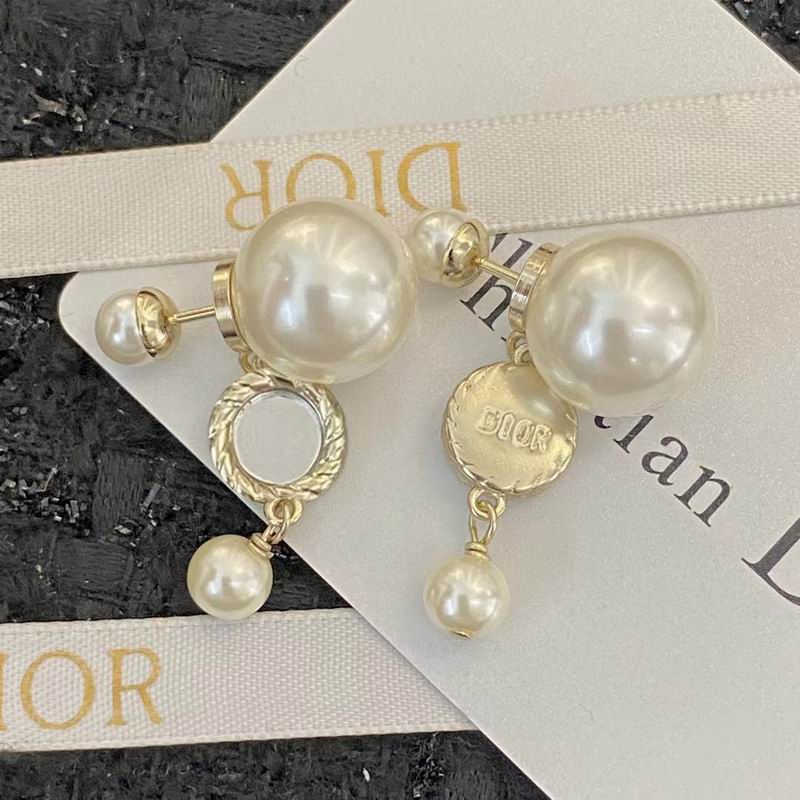 Dior Earring 05lyr441 (5)